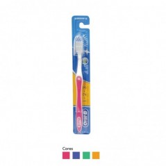 3un Escova de Dentes Oral-B 1.2.3 Média Cores Sortidas 1un