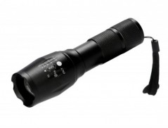 LANTERNA Q-CONNECT KF18748 INCLUI 3 PILHAS AAA