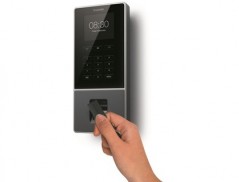 CONTROLADOR DE PRESENCA SAFESCAN TM-626 COM CODIGO PIN CARTA