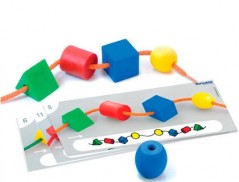 JOGO MINILAND ATIVIDADES FORMAS 40 FORMAS + 12 FICHAS ATIVID